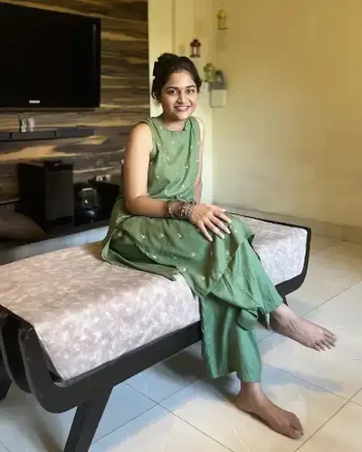 Ghayathi Call Girls
